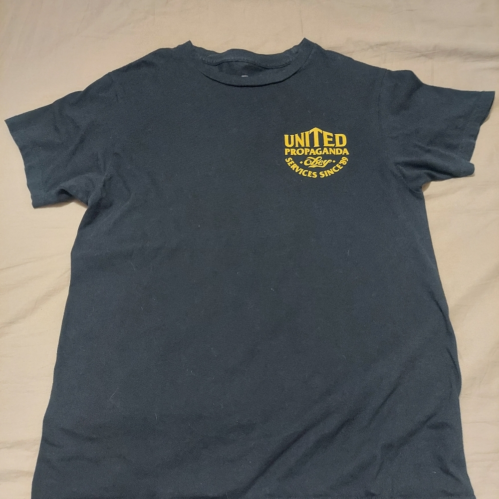 OBEY United Propaganda Mens M Shirt. Navy.